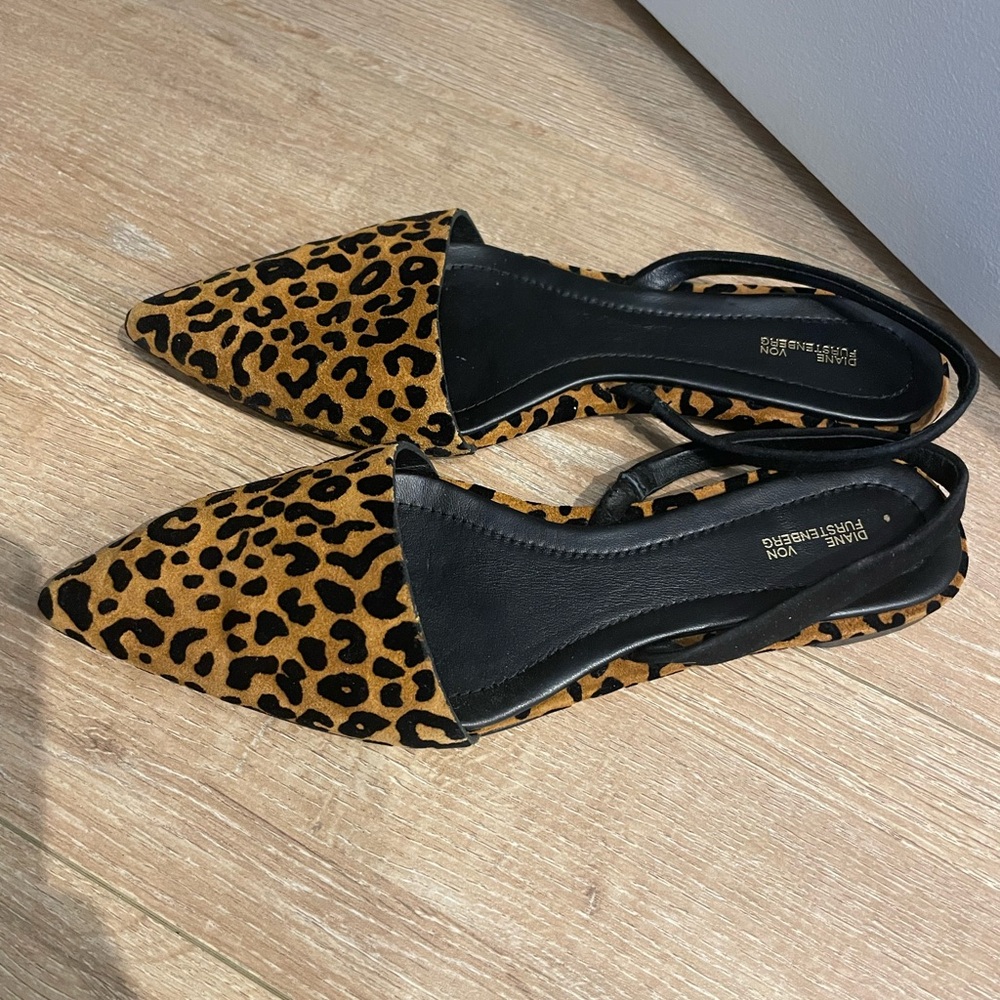 Super Chic Flat Shoes - image 4